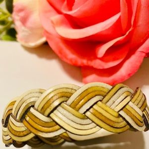 Fossil Braided Leather Snap Bracelet 21 cm long, good condition, light wear